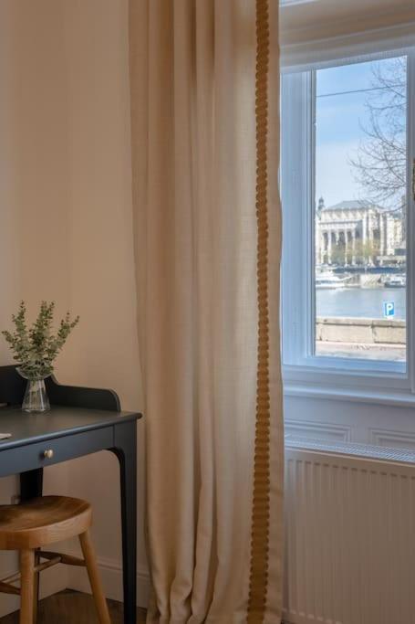 Orangehomes Luxury Apartment Next To Gellert Hill Budapest Exteriör bild