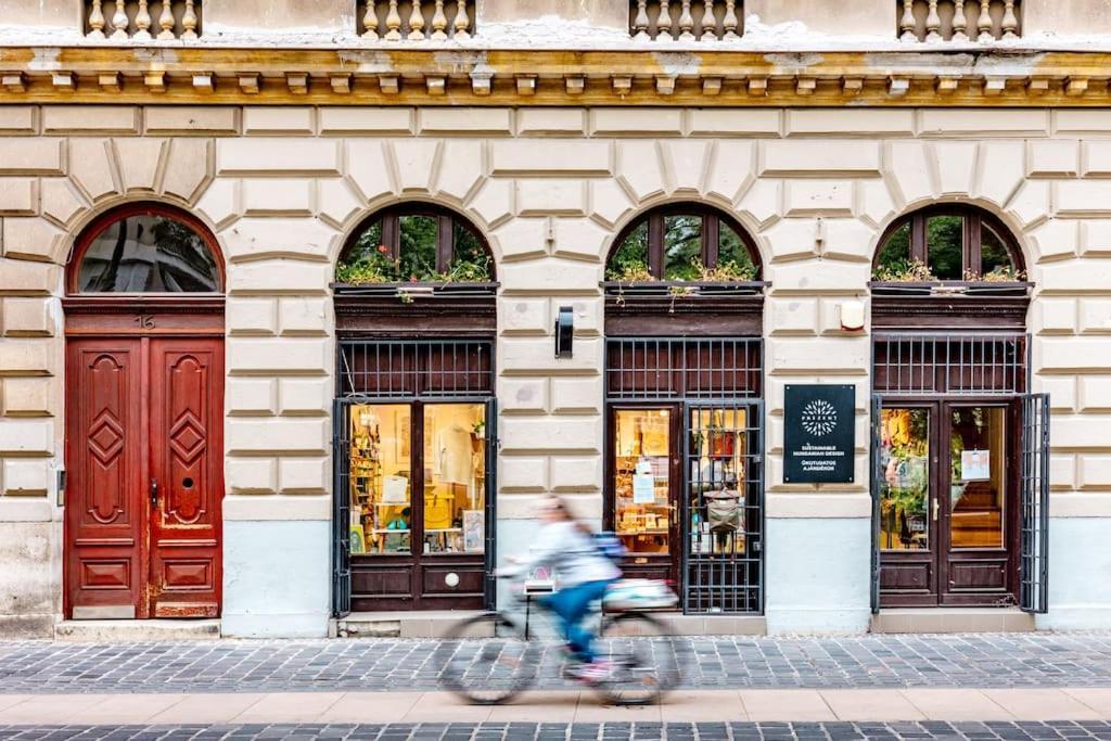 Orangehomes Luxury Apartment Next To Gellert Hill Budapest Exteriör bild